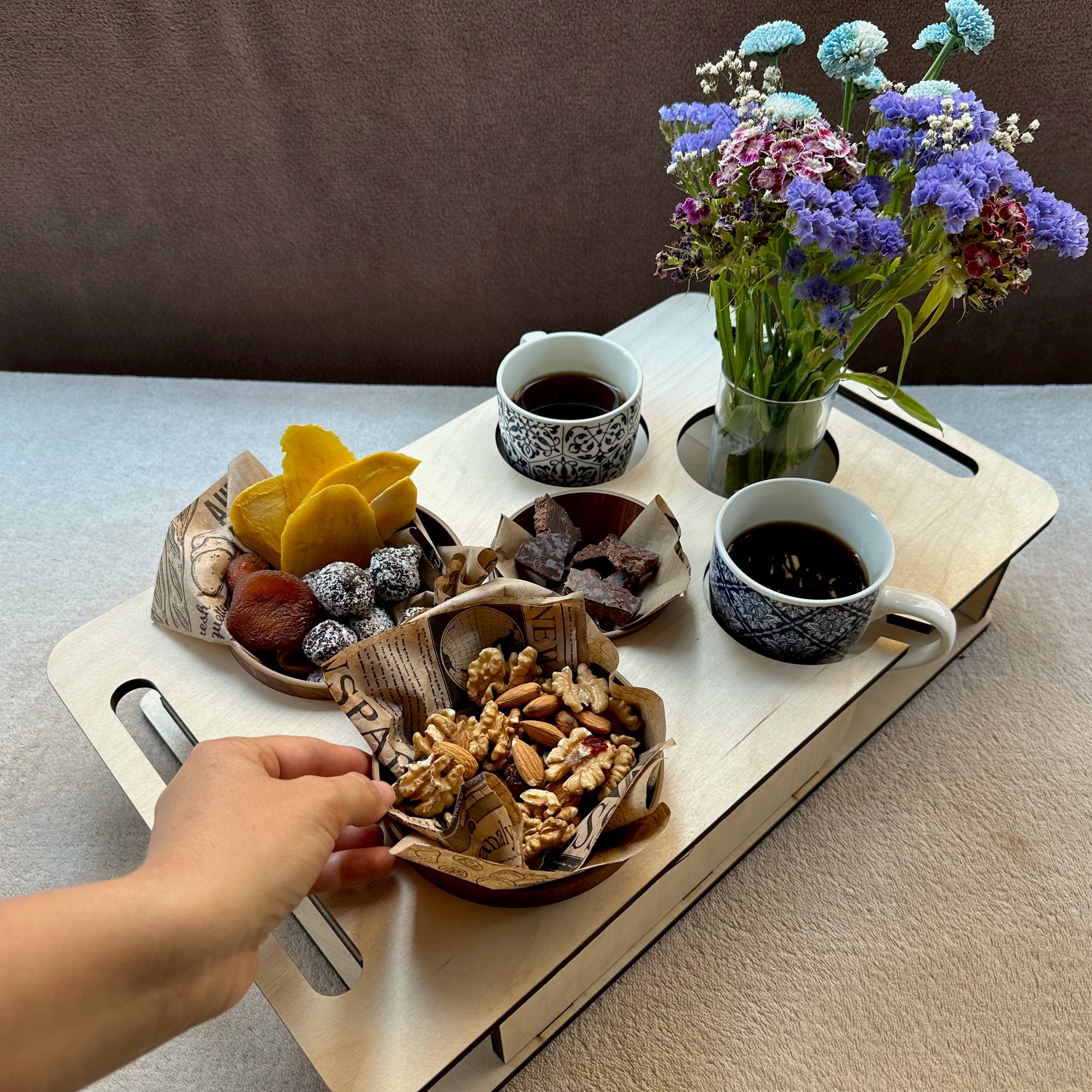 Personalized Couch Tray – Custom Wooden Sofa Armrest Organizer & Gift for Him