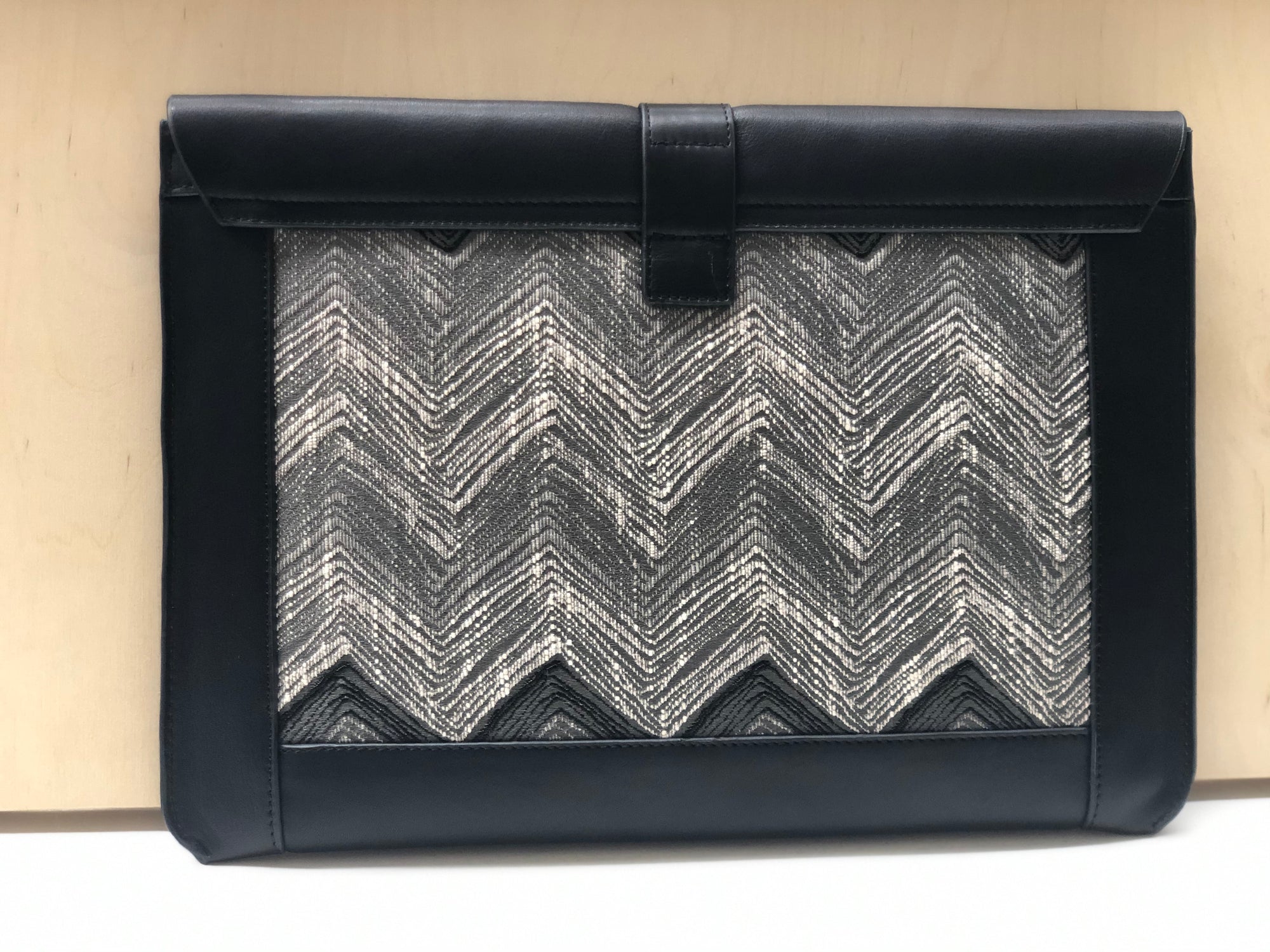 Minimal Ethnic Design Laptop Tote