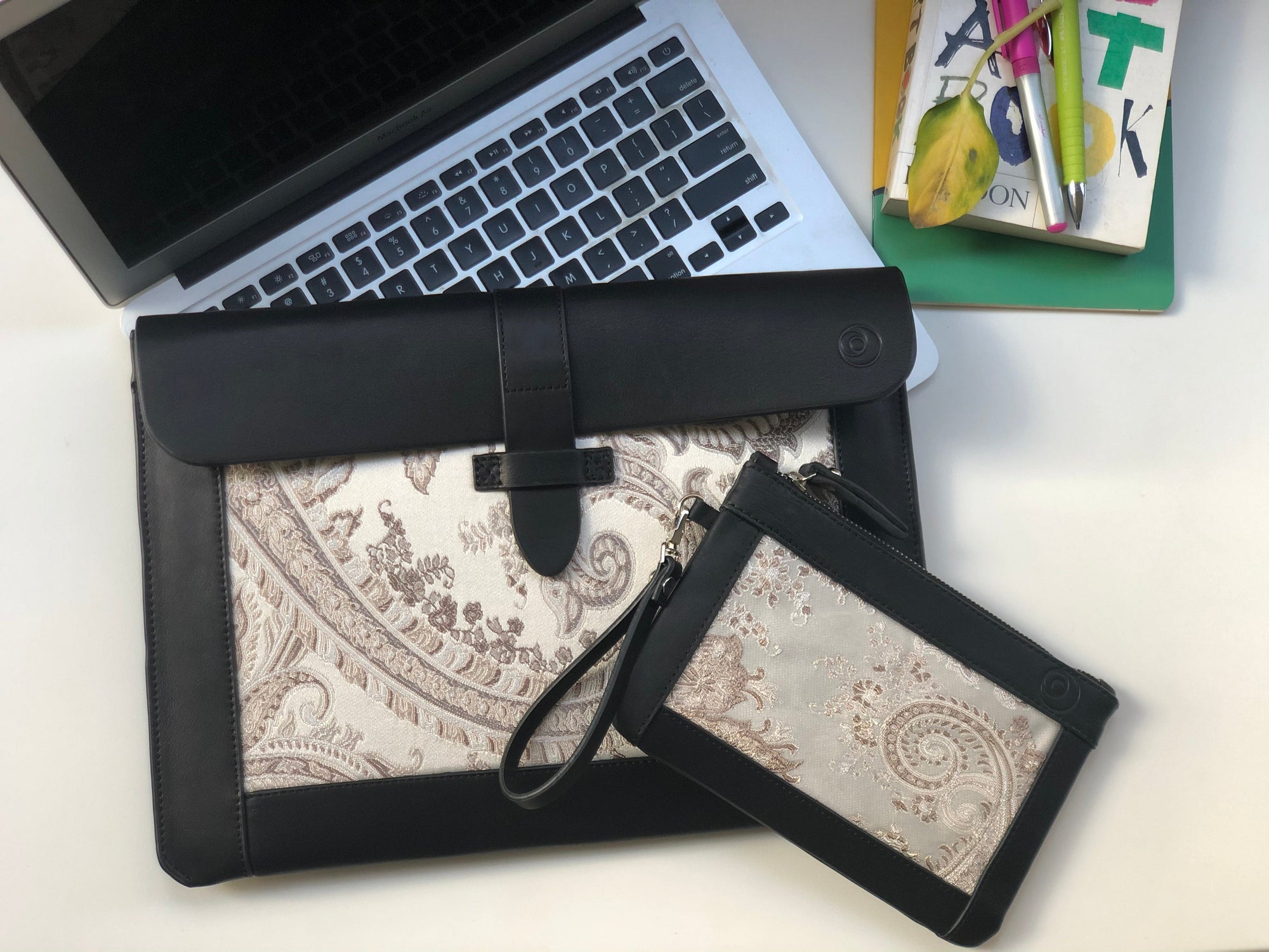 Soft Geometric Pattern Laptop Tote