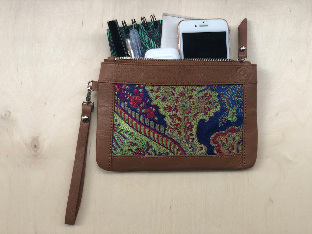 Fine Line Motif Laptop Case