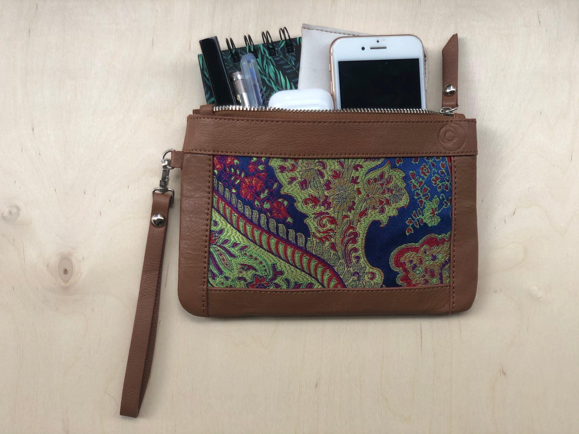 Fine Line Motif Laptop Case