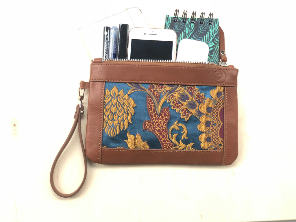 Border Pattern Laptop Bag