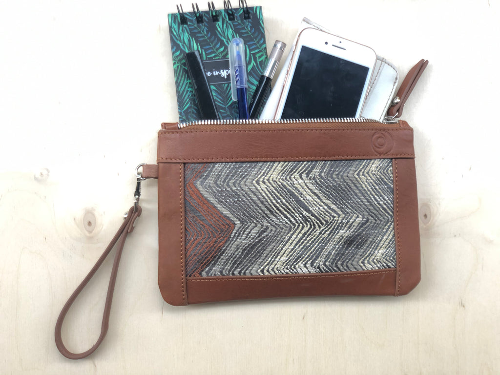 Lattice Motif Laptop Tote