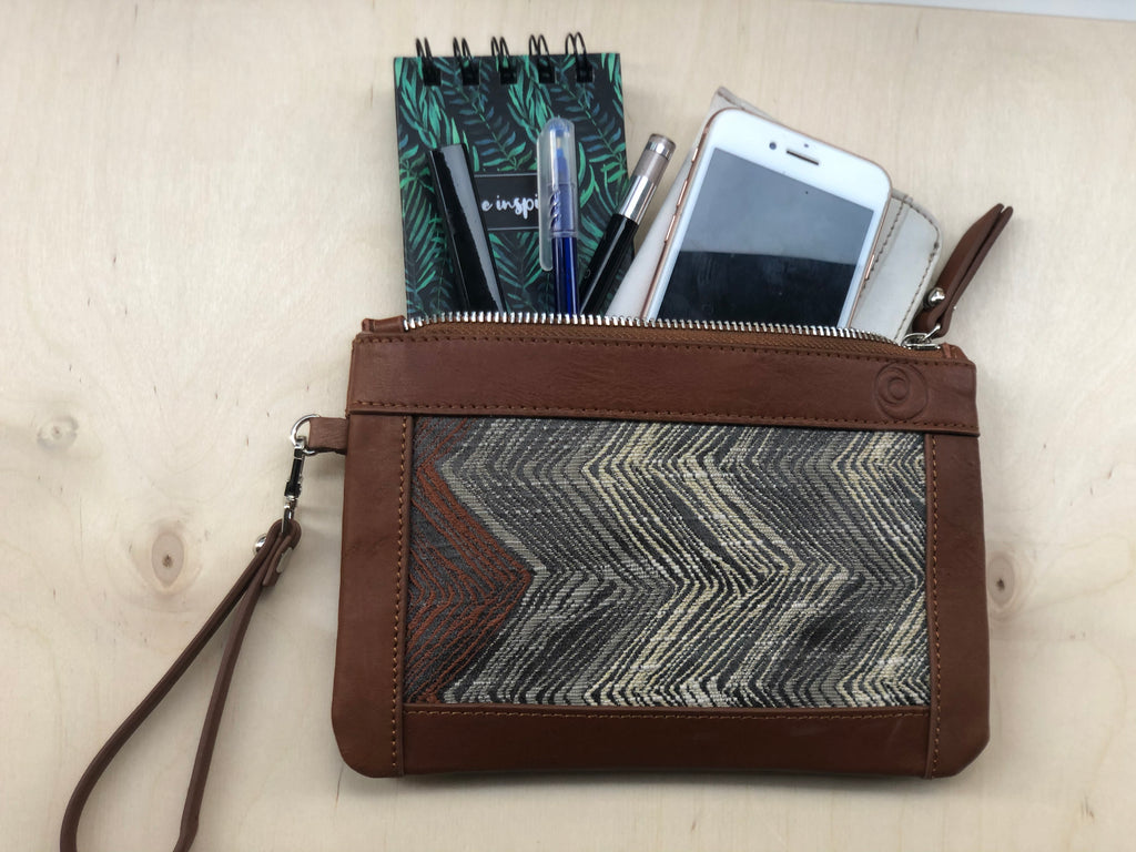 Lattice Motif Laptop Tote