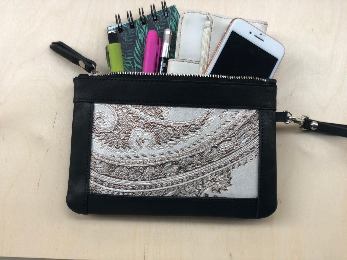 Scrollwork Design Laptop Sleeve